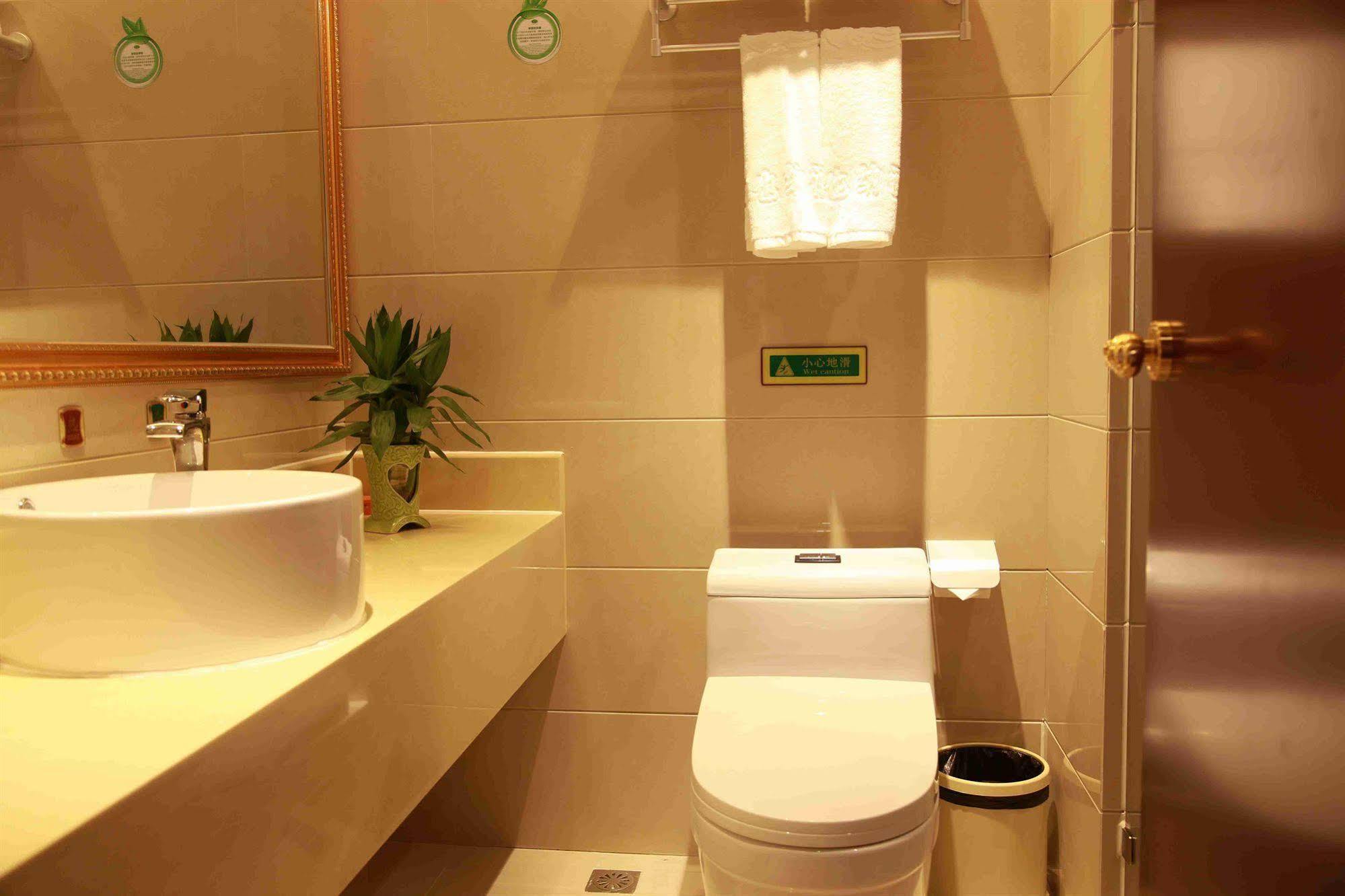 Vienna Hotel Shanghai Pudong Airport Ngoại thất bức ảnh
