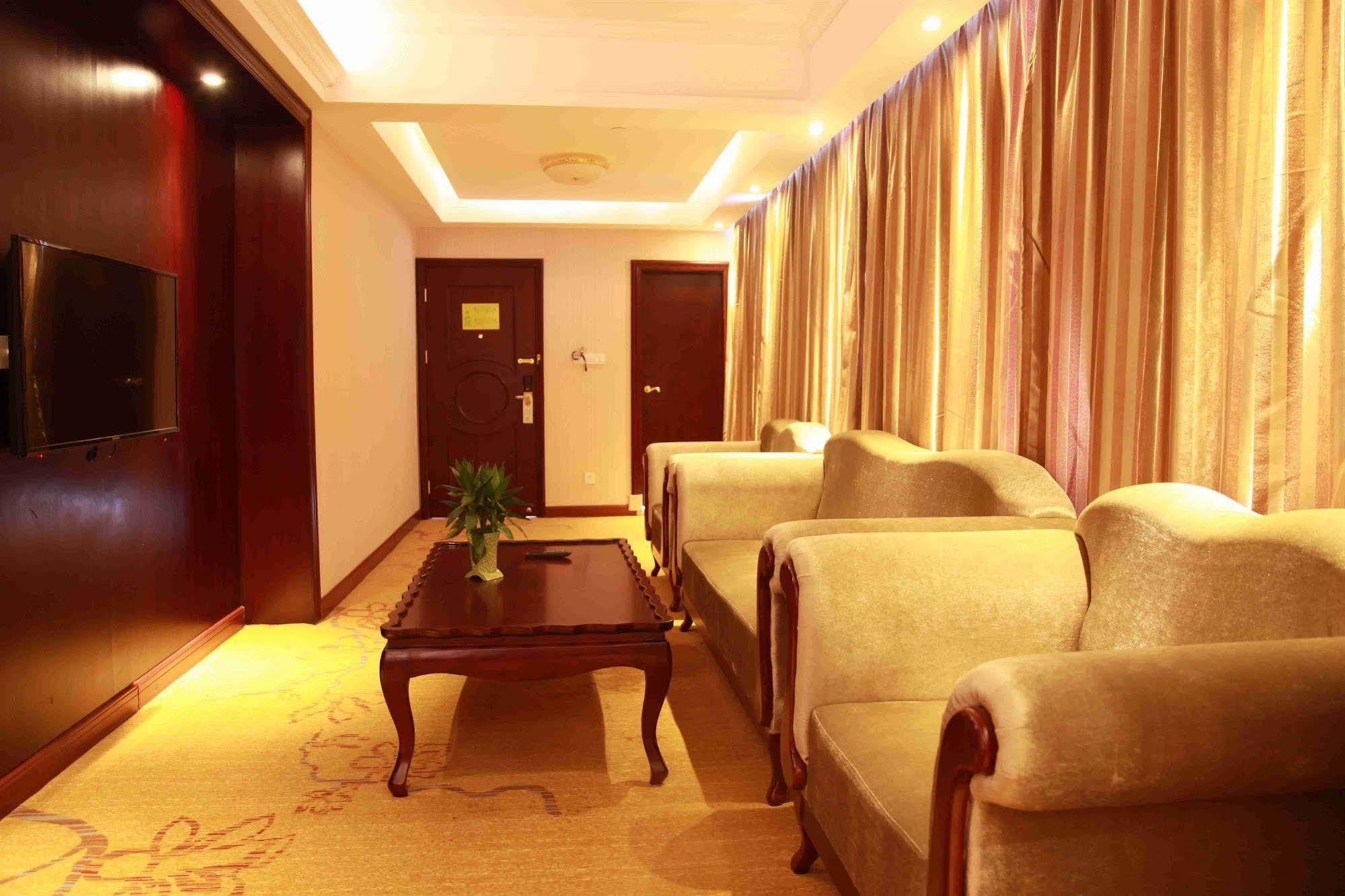 Vienna Hotel Shanghai Pudong Airport Ngoại thất bức ảnh